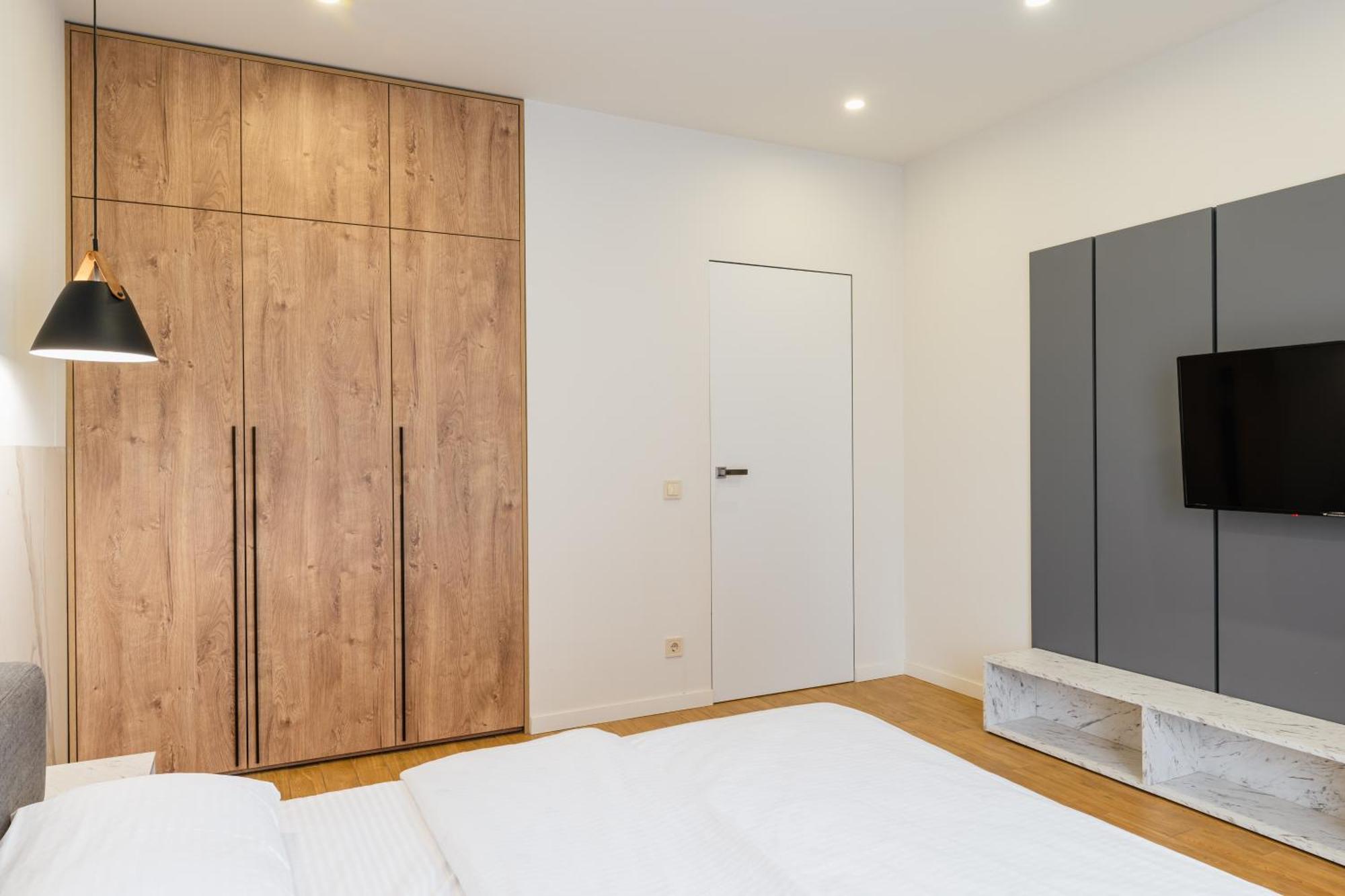Luxury Apartments “Bozdosh” Uzhhorod Exterior photo